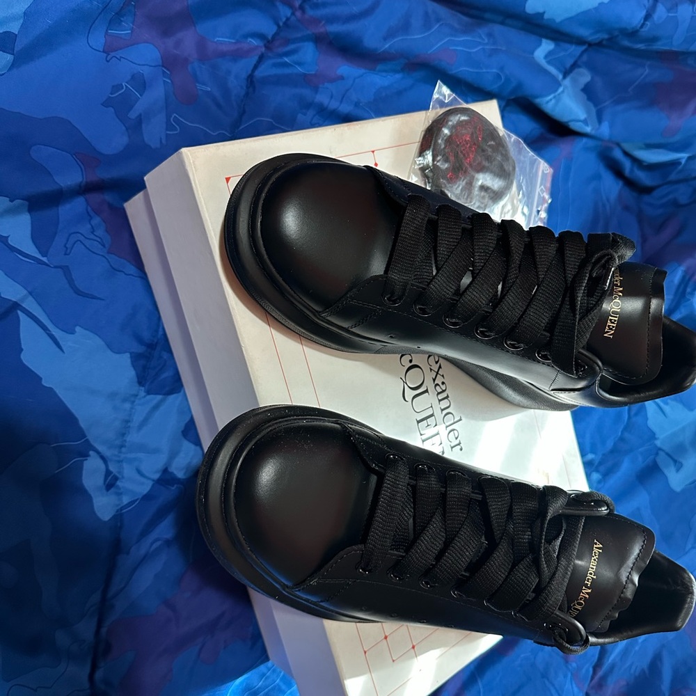 Alexander McQueen Men's Black Sneakers